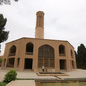 2017-04-19 - Baq-e Doulatabad (highest Windtower of Yazd)