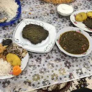 2017-04-15 - Evening meal at Moussa's