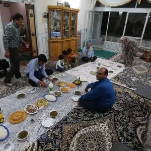 2017-04-15 - Evening meal at Moussa's