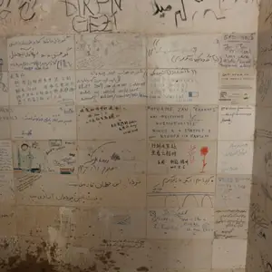 2017-04-18 - Kharanagh (mud village)