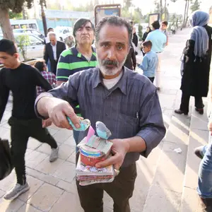 2017-04-12 - In front of Tomb of Hafez