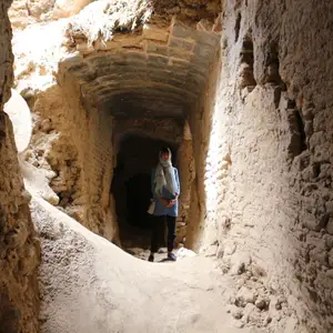 2017-04-18 - Kharanagh (mud village)