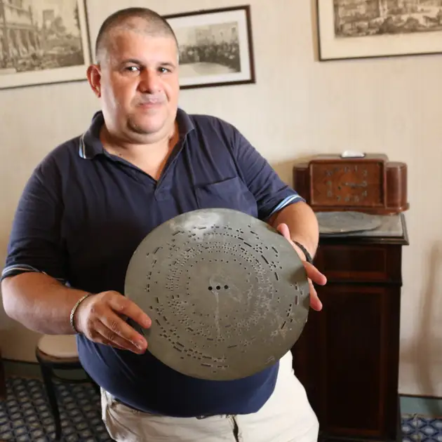 2017-09-02 - Alte Schallplatte (Lochkarte)